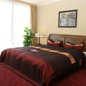 Hotel Halong, Berlin